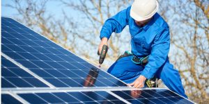 Installation Maintenance Panneaux Solaires Photovoltaïques à Montlaur